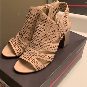 Vince Camuto Shoes